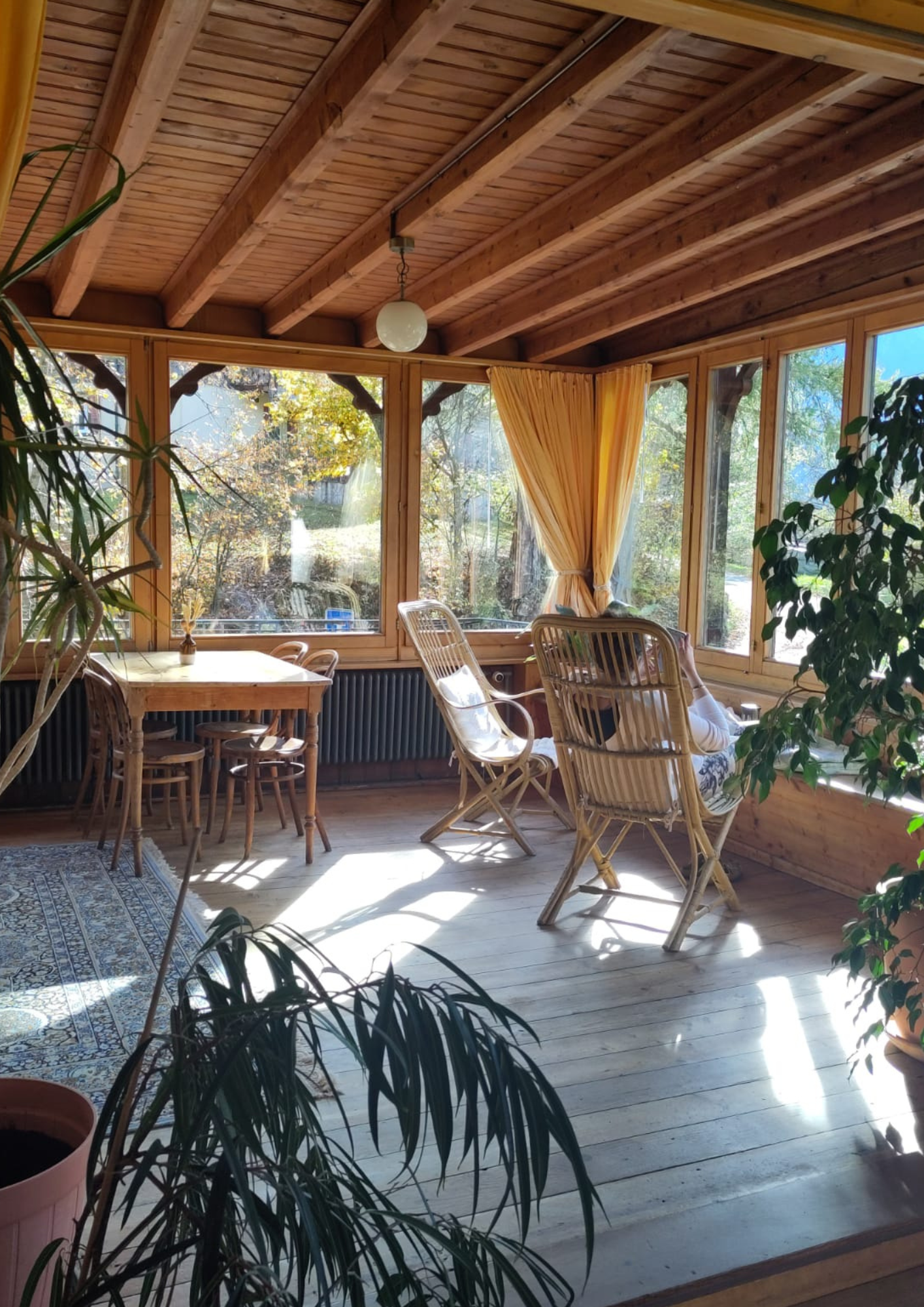 Hotel pension beau site lieu de retraites de yoga et détente bain sonore